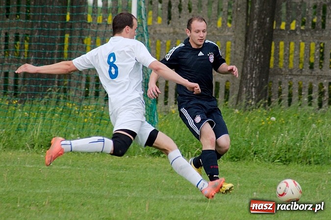 Zdjęcie w galerii na portalu naszraciborz.pl: Owsiszcze górą w starciu beniaminków wiadomości z regionu