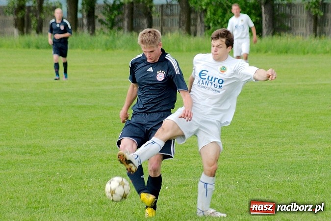 Zdjęcie w galerii na portalu naszraciborz.pl: Owsiszcze górą w starciu beniaminków wiadomości z regionu