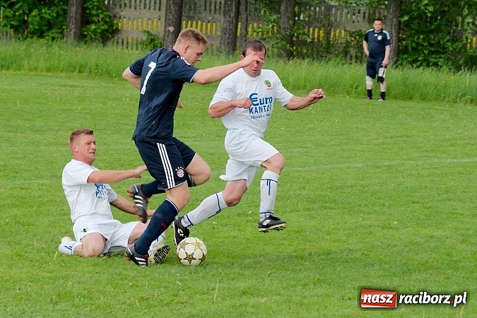 Zdjęcie w galerii na portalu naszraciborz.pl: Owsiszcze górą w starciu beniaminków wiadomości z regionu