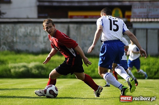 Zdjęcie w galerii na portalu naszraciborz.pl: Rafako z Syrynią na remis wiadomości z regionu