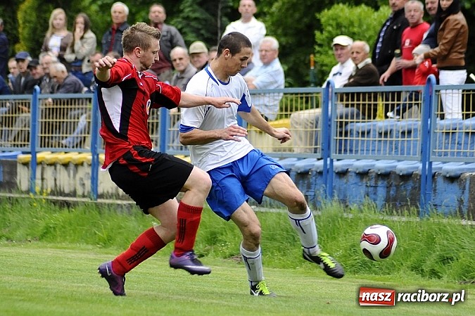 Zdjęcie w galerii na portalu naszraciborz.pl: Rafako z Syrynią na remis wiadomości z regionu