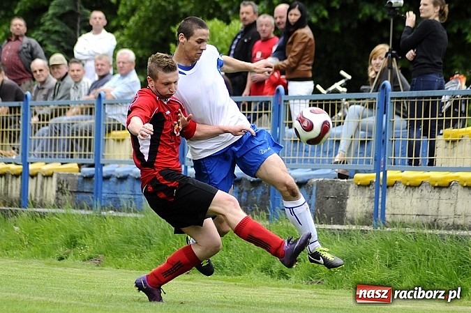 Zdjęcie w galerii na portalu naszraciborz.pl: Rafako z Syrynią na remis wiadomości z regionu