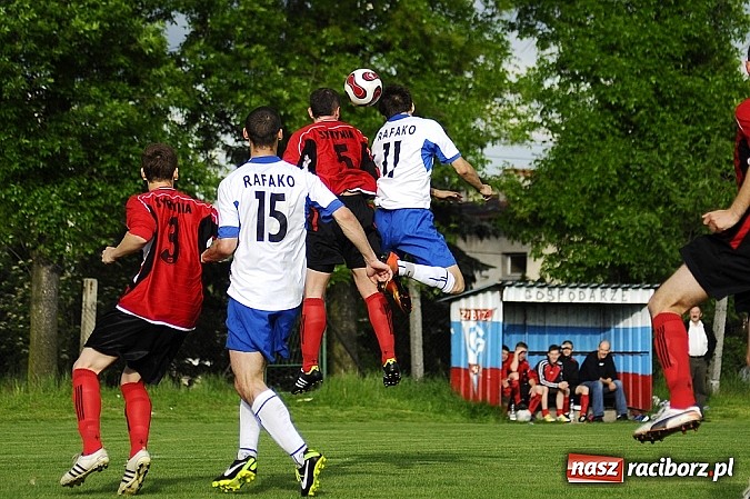 Zdjęcie w galerii na portalu naszraciborz.pl: Rafako z Syrynią na remis wiadomości z regionu