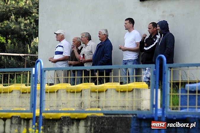 Zdjęcie w galerii na portalu naszraciborz.pl: Rafako z Syrynią na remis wiadomości z regionu