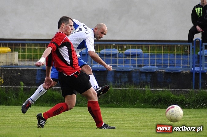 Zdjęcie w galerii na portalu naszraciborz.pl: Rafako z Syrynią na remis wiadomości z regionu