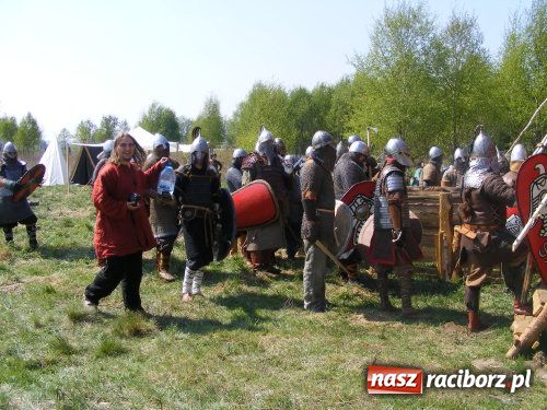 Zdjęcie w galerii na portalu naszraciborz.pl: Nie pozwolili zdobyć grodu wiadomości z regionu