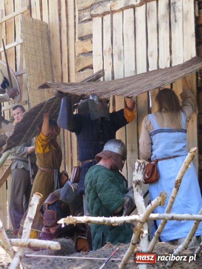 Zdjęcie w galerii na portalu naszraciborz.pl: Nie pozwolili zdobyć grodu wiadomości z regionu