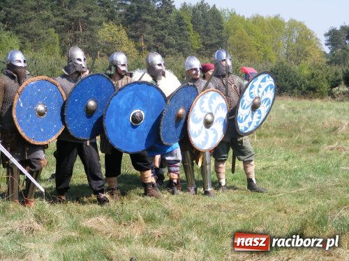 Zdjęcie w galerii na portalu naszraciborz.pl: Nie pozwolili zdobyć grodu wiadomości z regionu