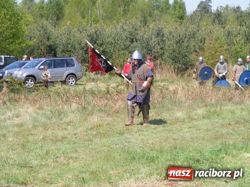 Zdjęcie w galerii na portalu naszraciborz.pl: Nie pozwolili zdobyć grodu wiadomości z regionu