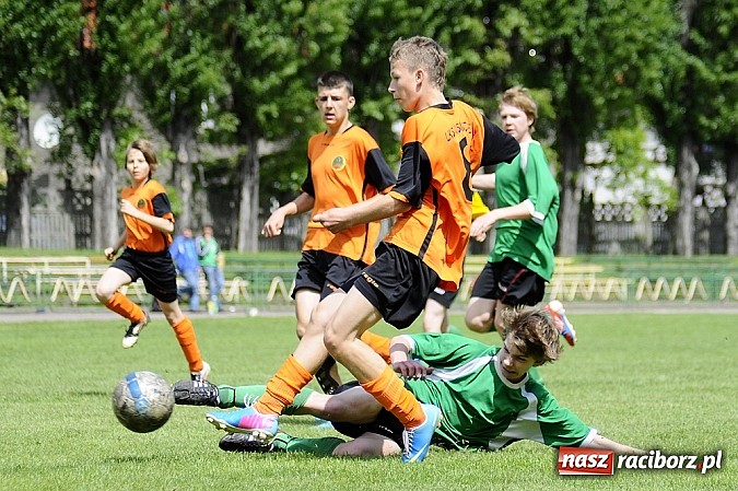 Zdjęcie w galerii na portalu naszraciborz.pl: Dziewięciu wspaniałych z Płoni wiadomości z regionu