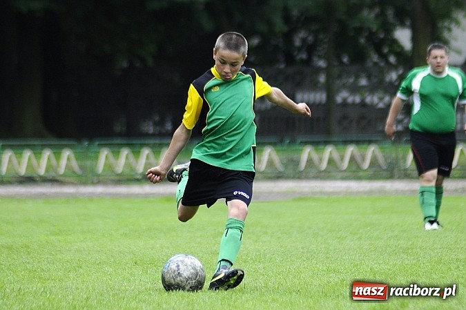 Zdjęcie w galerii na portalu naszraciborz.pl: Dziewięciu wspaniałych z Płoni wiadomości z regionu