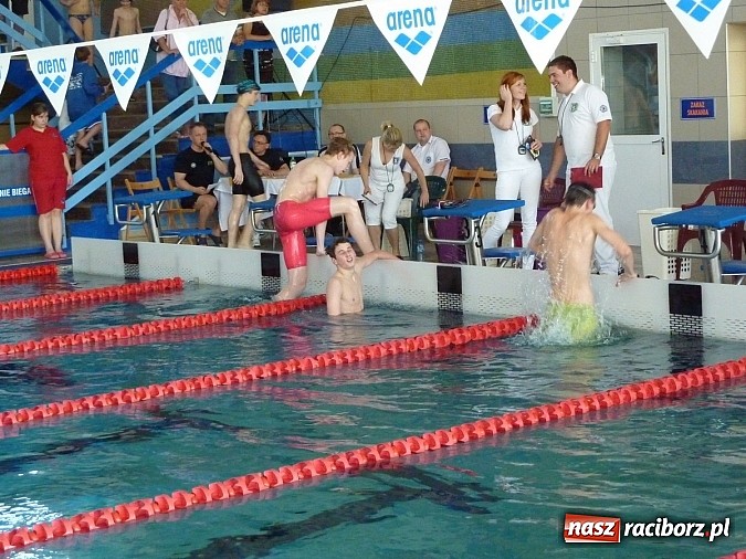 Zdjęcie w galerii na portalu naszraciborz.pl: X Zawody Pływackie o Puchar Prezesa Victorii wiadomości z regionu