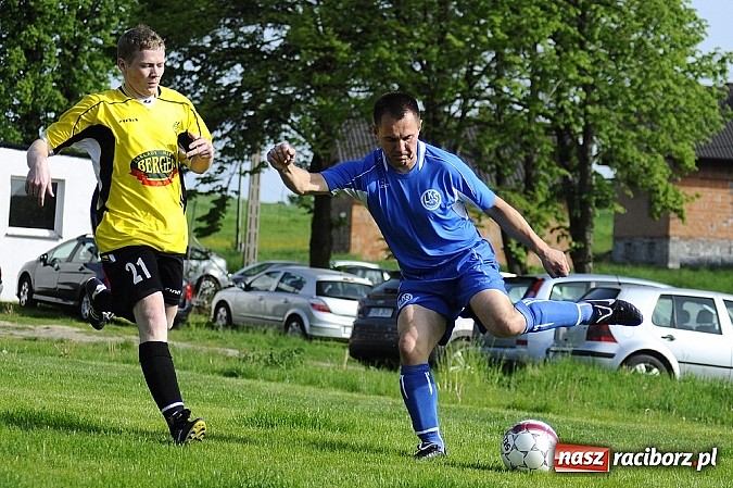 Zdjęcie w galerii na portalu naszraciborz.pl: Wygrana Markowic, hat-trick Tappera wiadomości z regionu