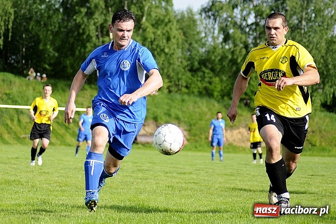 Zdjęcie w galerii na portalu naszraciborz.pl: Wygrana Markowic, hat-trick Tappera wiadomości z regionu
