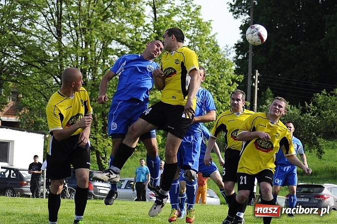 Zdjęcie w galerii na portalu naszraciborz.pl: Wygrana Markowic, hat-trick Tappera wiadomości z regionu