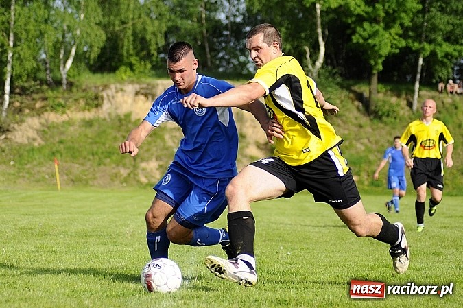 Zdjęcie w galerii na portalu naszraciborz.pl: Wygrana Markowic, hat-trick Tappera wiadomości z regionu