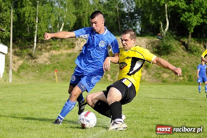 Zdjęcie w galerii na portalu naszraciborz.pl: Wygrana Markowic, hat-trick Tappera wiadomości z regionu