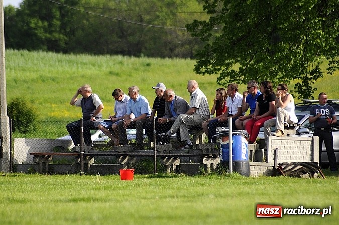 Zdjęcie w galerii na portalu naszraciborz.pl: Wygrana Markowic, hat-trick Tappera wiadomości z regionu