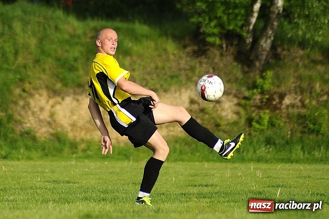 Zdjęcie w galerii na portalu naszraciborz.pl: Wygrana Markowic, hat-trick Tappera wiadomości z regionu