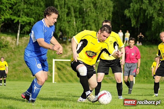 Zdjęcie w galerii na portalu naszraciborz.pl: Wygrana Markowic, hat-trick Tappera wiadomości z regionu