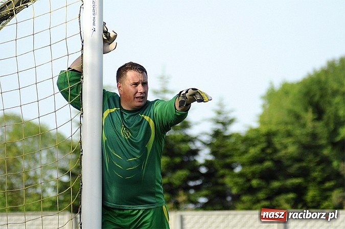 Zdjęcie w galerii na portalu naszraciborz.pl: Wygrana Markowic, hat-trick Tappera wiadomości z regionu