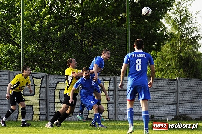 Zdjęcie w galerii na portalu naszraciborz.pl: Wygrana Markowic, hat-trick Tappera wiadomości z regionu