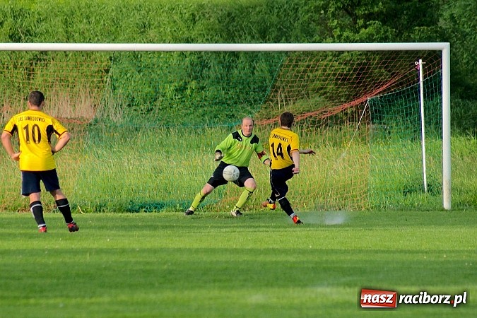 Zdjęcie w galerii na portalu naszraciborz.pl: Samborowice mają patent na czołówkę wiadomości z regionu