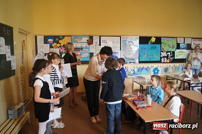 Zdjęcie w galerii na portalu naszraciborz.pl: Międzyszkolny Konkurs Lektur w SP4 wiadomości z regionu