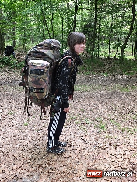 Zdjęcie w galerii na portalu naszraciborz.pl: Kuźniańska młodzież szukała skarbów za pomocą odbiornika GPS wiadomości z regionu