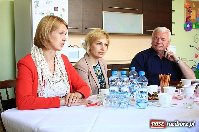 Zdjęcie w galerii na portalu naszraciborz.pl: Dzieci tu żyją jak w prawdziwej rodzinie... wiadomości z regionu