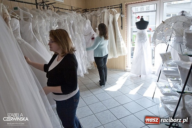 Zdjęcie w galerii na portalu naszraciborz.pl: Modowa rewolucja uczestniczek Metamorfozy wiadomości z regionu