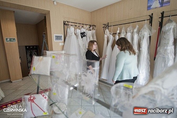 Zdjęcie w galerii na portalu naszraciborz.pl: Modowa rewolucja uczestniczek Metamorfozy wiadomości z regionu