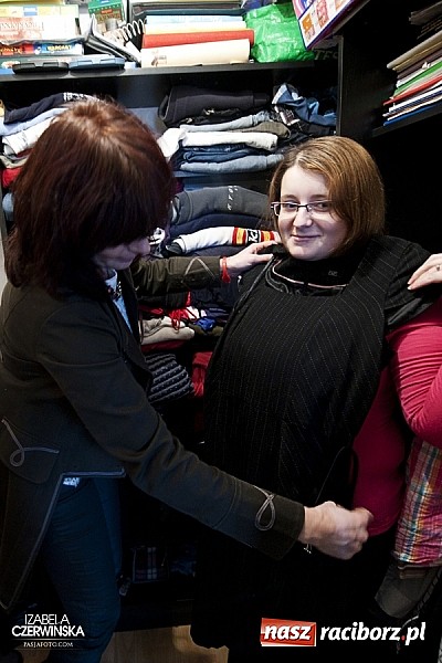 Zdjęcie w galerii na portalu naszraciborz.pl: Modowa rewolucja uczestniczek Metamorfozy wiadomości z regionu