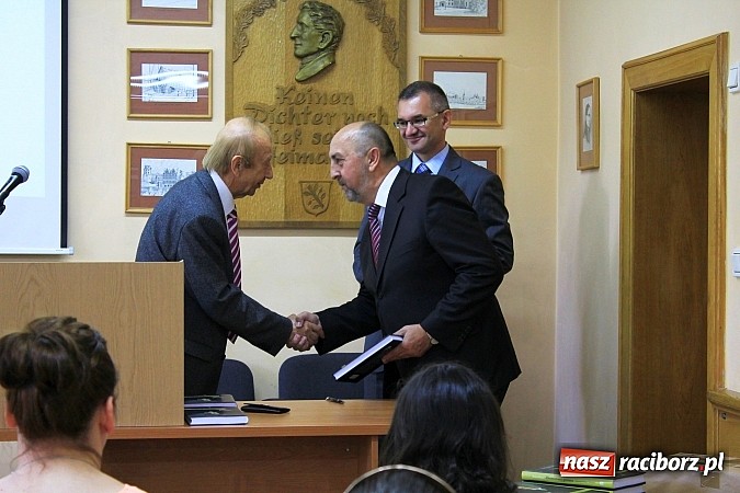 Zdjęcie w galerii na portalu naszraciborz.pl: O żydowskim poecie słów kilka, czyli... wiadomości z regionu