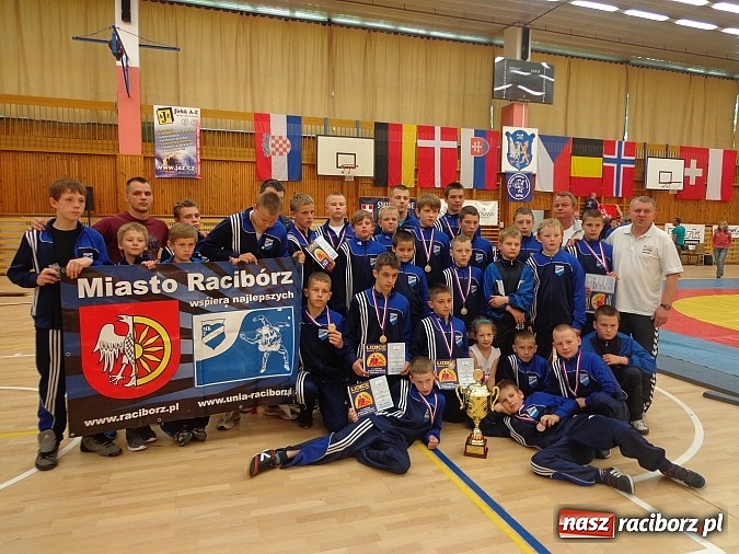 Zdjęcie w galerii na portalu naszraciborz.pl: Młodzi Unici podbili Europę wiadomości z regionu