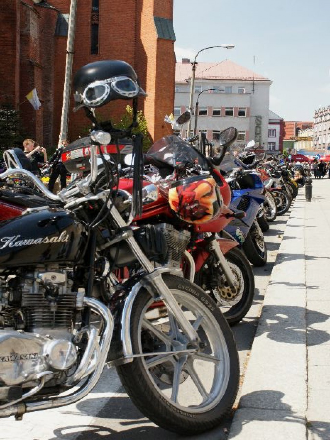 Zdjęcie w galerii na portalu naszraciborz.pl: Motorowa masa krytyczna wiadomości z regionu