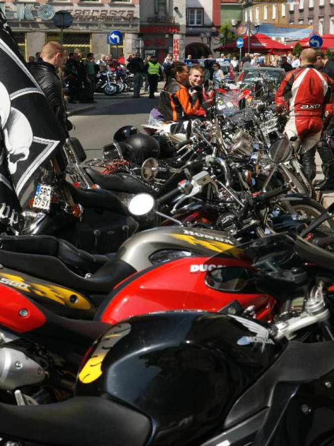 Zdjęcie w galerii na portalu naszraciborz.pl: Motorowa masa krytyczna wiadomości z regionu