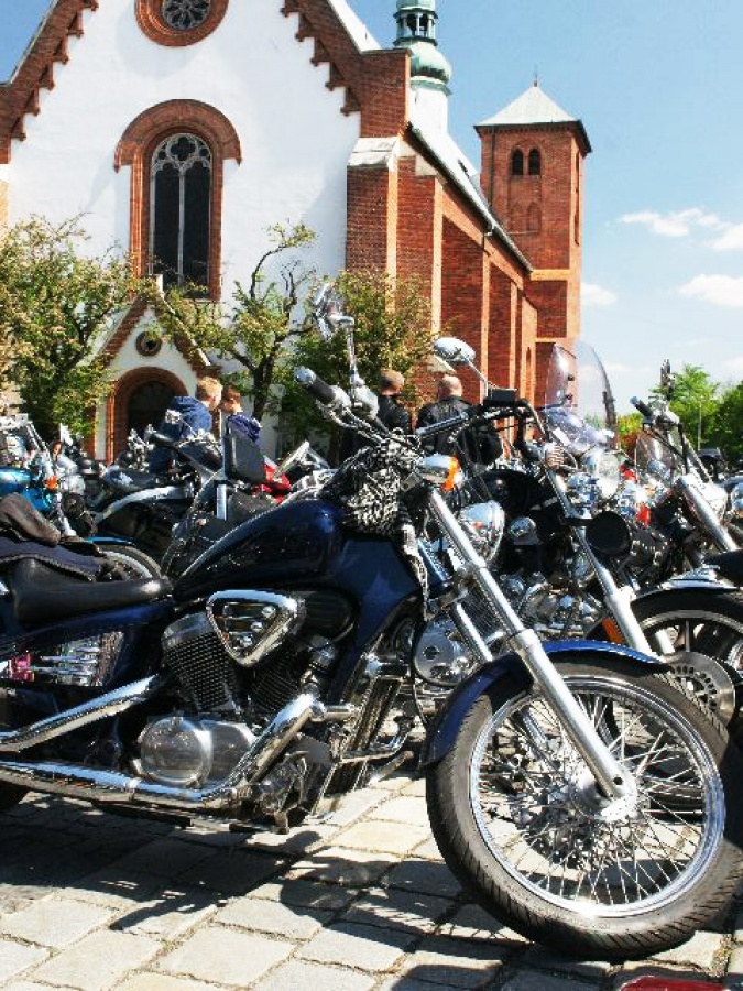 Zdjęcie w galerii na portalu naszraciborz.pl: Motorowa masa krytyczna wiadomości z regionu