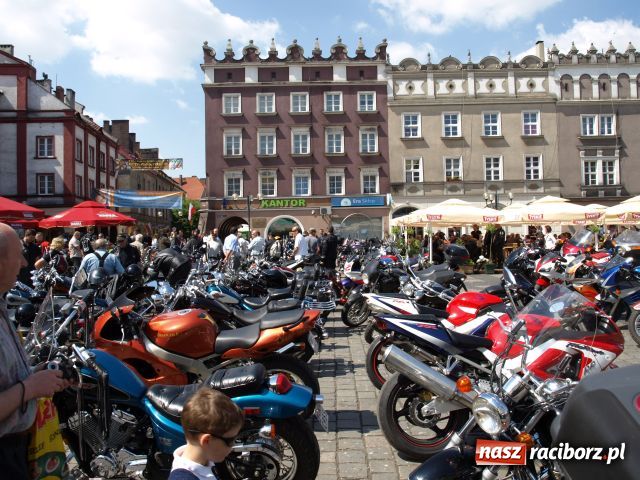 Zdjęcie w galerii na portalu naszraciborz.pl: Motorowa masa krytyczna wiadomości z regionu