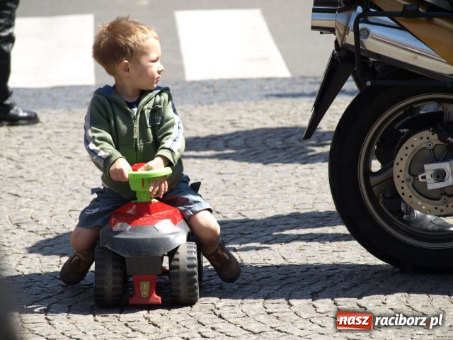 Zdjęcie w galerii na portalu naszraciborz.pl: Motorowa masa krytyczna wiadomości z regionu
