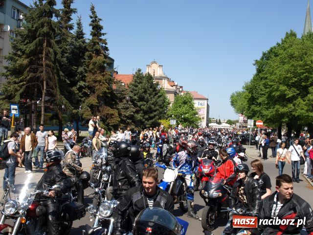 Zdjęcie w galerii na portalu naszraciborz.pl: Motorowa masa krytyczna wiadomości z regionu