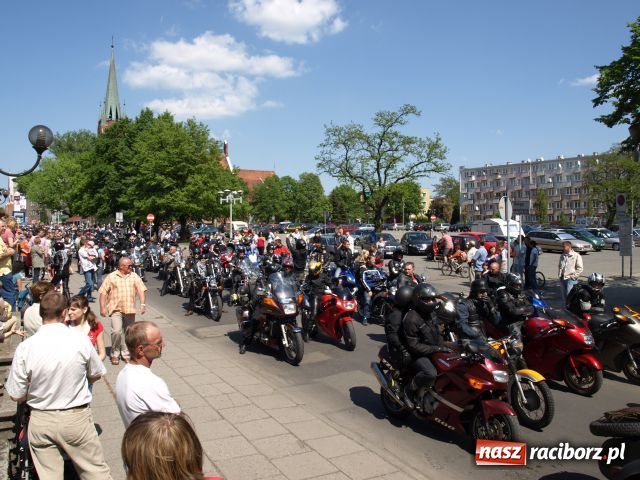 Zdjęcie w galerii na portalu naszraciborz.pl: Motorowa masa krytyczna wiadomości z regionu