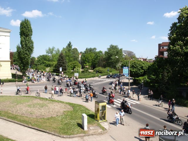 Zdjęcie w galerii na portalu naszraciborz.pl: Motorowa masa krytyczna wiadomości z regionu