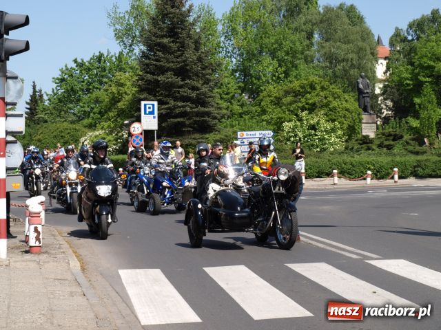 Zdjęcie w galerii na portalu naszraciborz.pl: Motorowa masa krytyczna wiadomości z regionu
