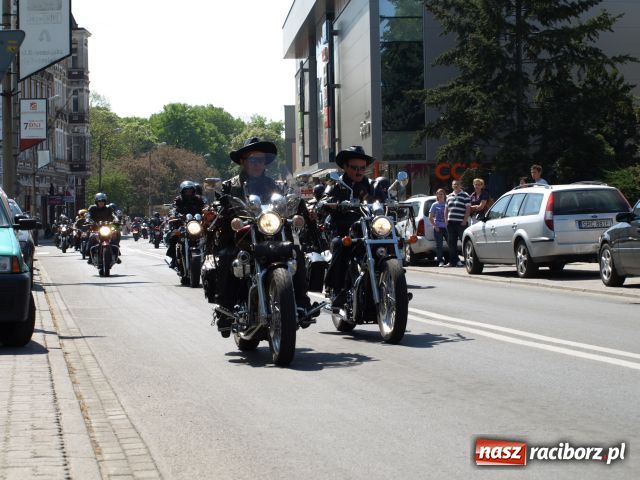 Zdjęcie w galerii na portalu naszraciborz.pl: Motorowa masa krytyczna wiadomości z regionu