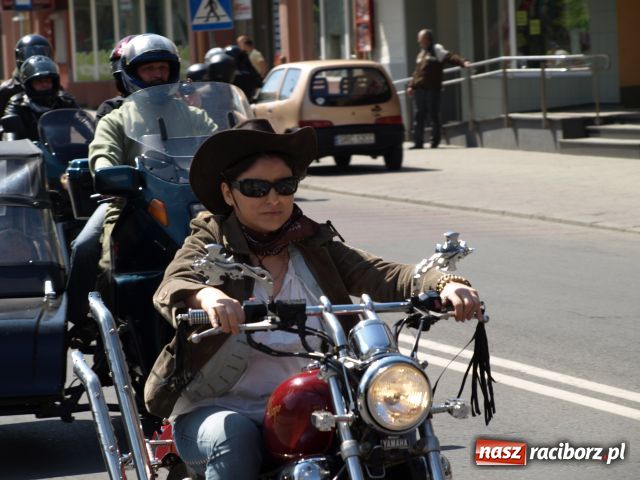 Zdjęcie w galerii na portalu naszraciborz.pl: Motorowa masa krytyczna wiadomości z regionu