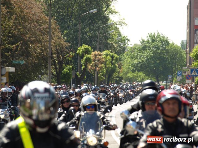 Zdjęcie w galerii na portalu naszraciborz.pl: Motorowa masa krytyczna wiadomości z regionu