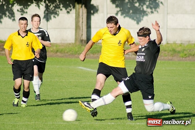 Zdjęcie w galerii na portalu naszraciborz.pl: A klasowy dreszczowiec. Dobra passa Tworkowa trwa wiadomości z regionu