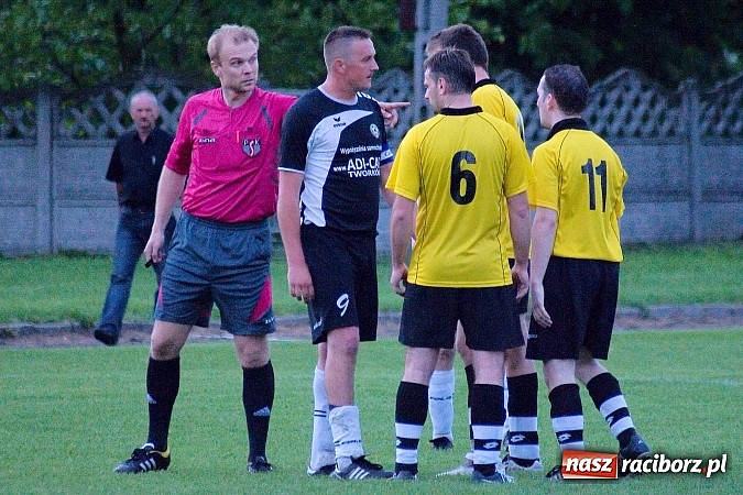 Zdjęcie w galerii na portalu naszraciborz.pl: A klasowy dreszczowiec. Dobra passa Tworkowa trwa wiadomości z regionu