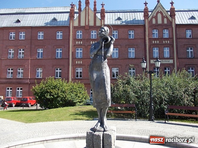 Zdjęcie w galerii na portalu naszraciborz.pl: Odszukani w ciemności w galerii RCI wiadomości z regionu